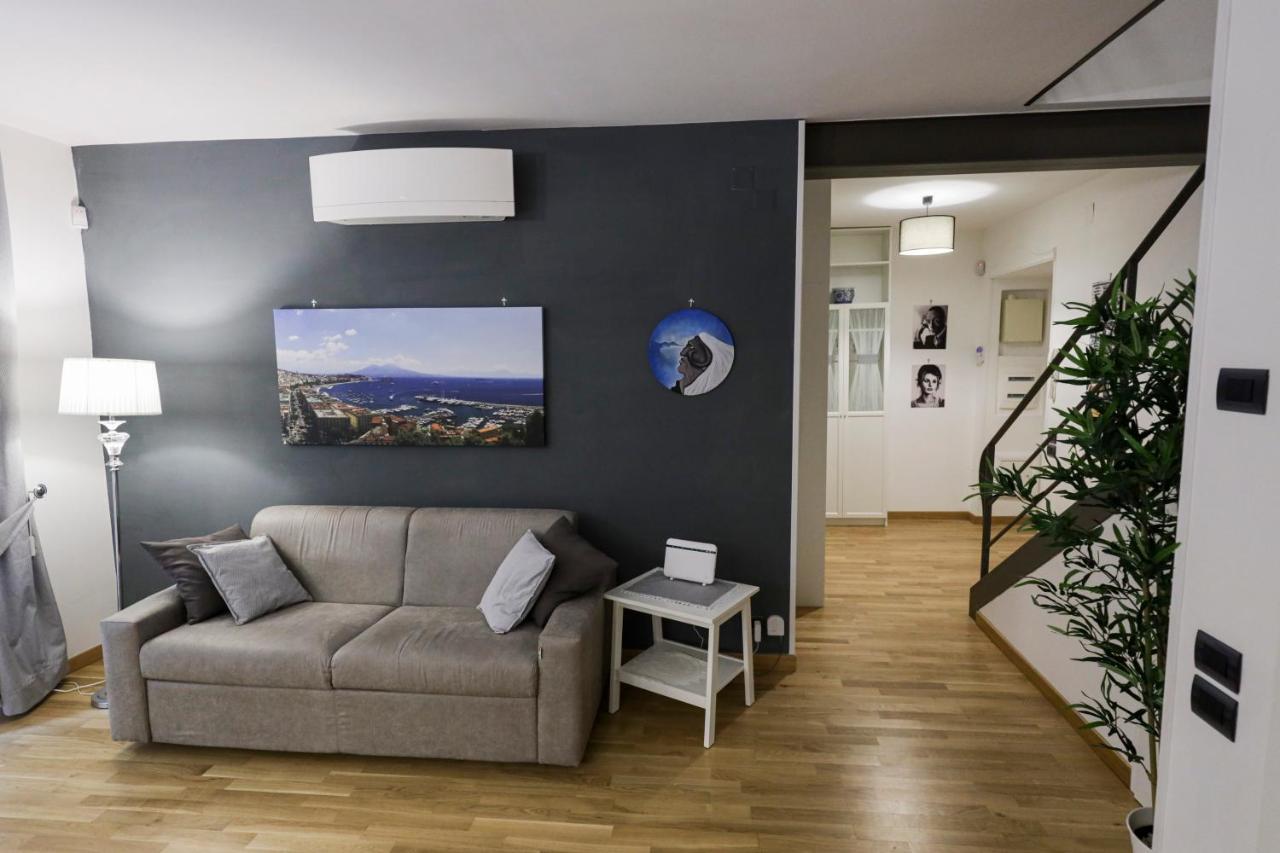 Happy House 31 Apartment เนเปิลส์ ภายนอก รูปภาพ